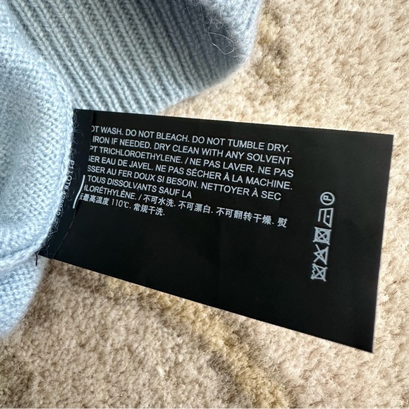 Theory Cashmere Sweater Small - Picture 6 of 9